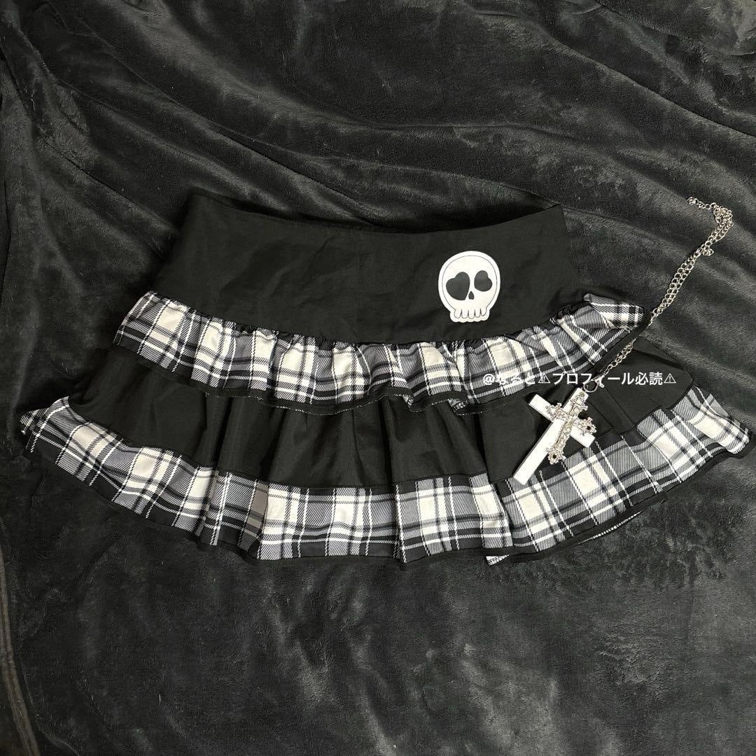 Skull Patch Pleated Skirt  US 64D207