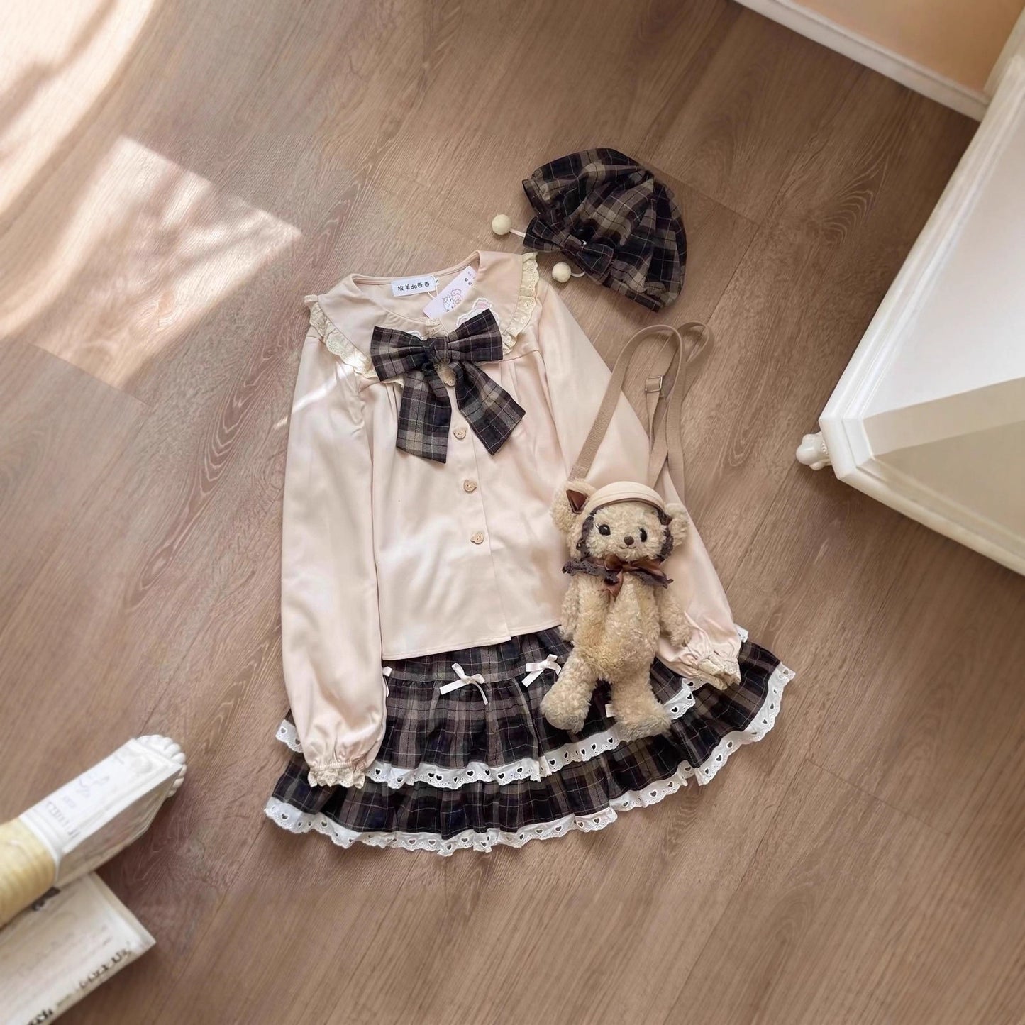 Plaid Double-layered Lace Skirt  US  64D146