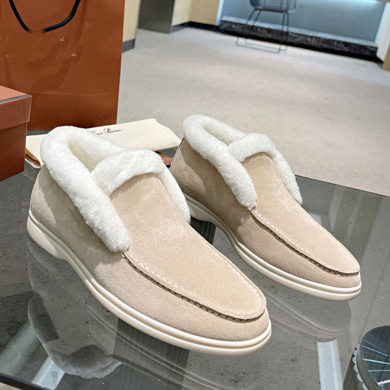 Short Boots and Fleece Shoes SA520