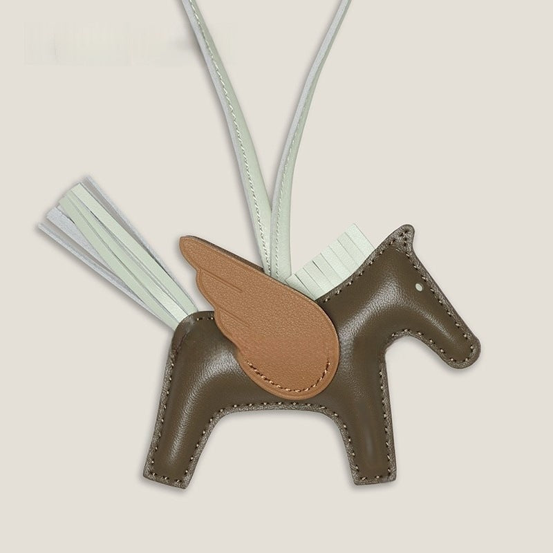 Pony Pendant SAB173