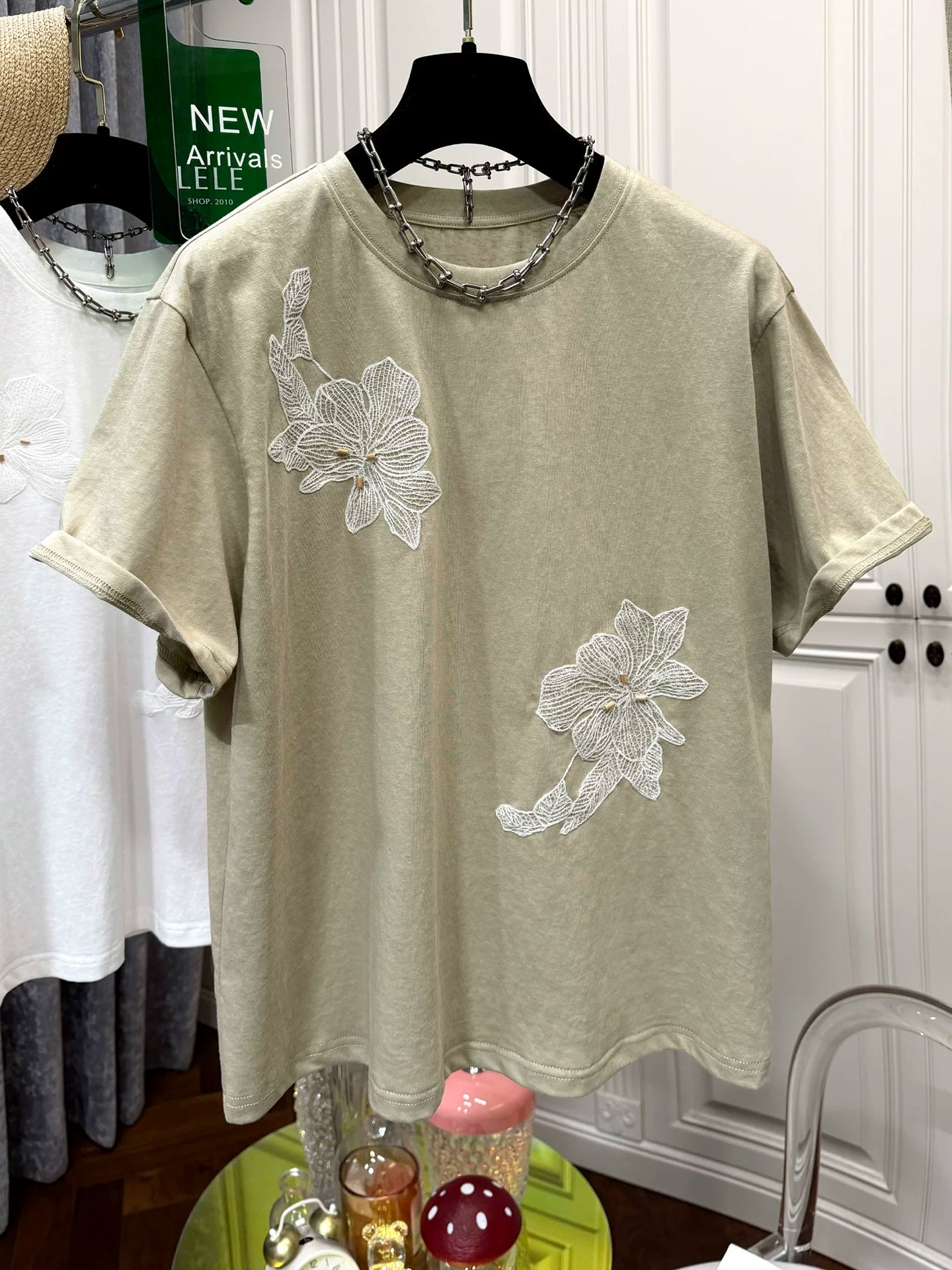Beaded Short-sleeved T-shirt SA852