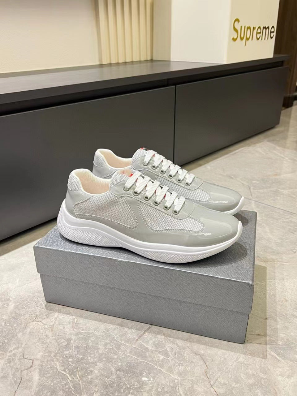 Casual Sports Sneakers 64D064