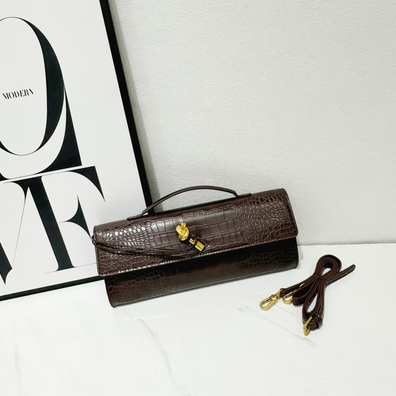Woven Clutch Bag UK 64D075