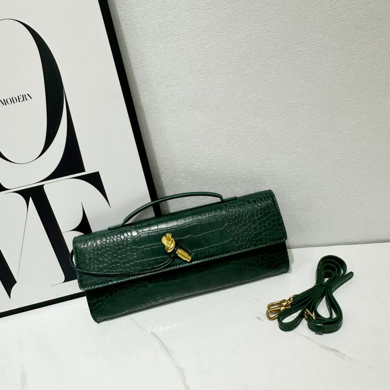 Woven Clutch Bag UK 64D075