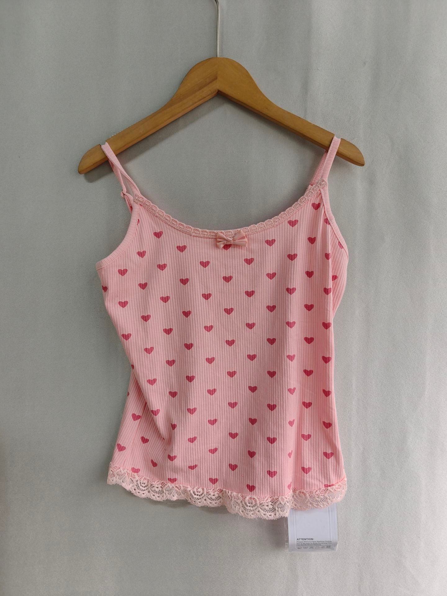 Lace Camisole with A Heart-shaped Bow 69C035