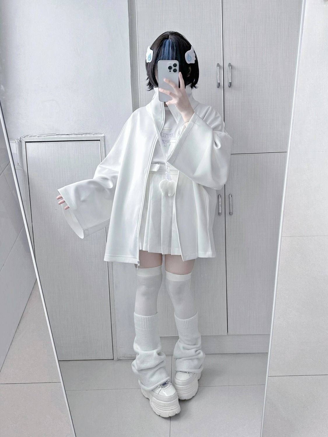 Women's White Sweatshirt SAB179/SAB180