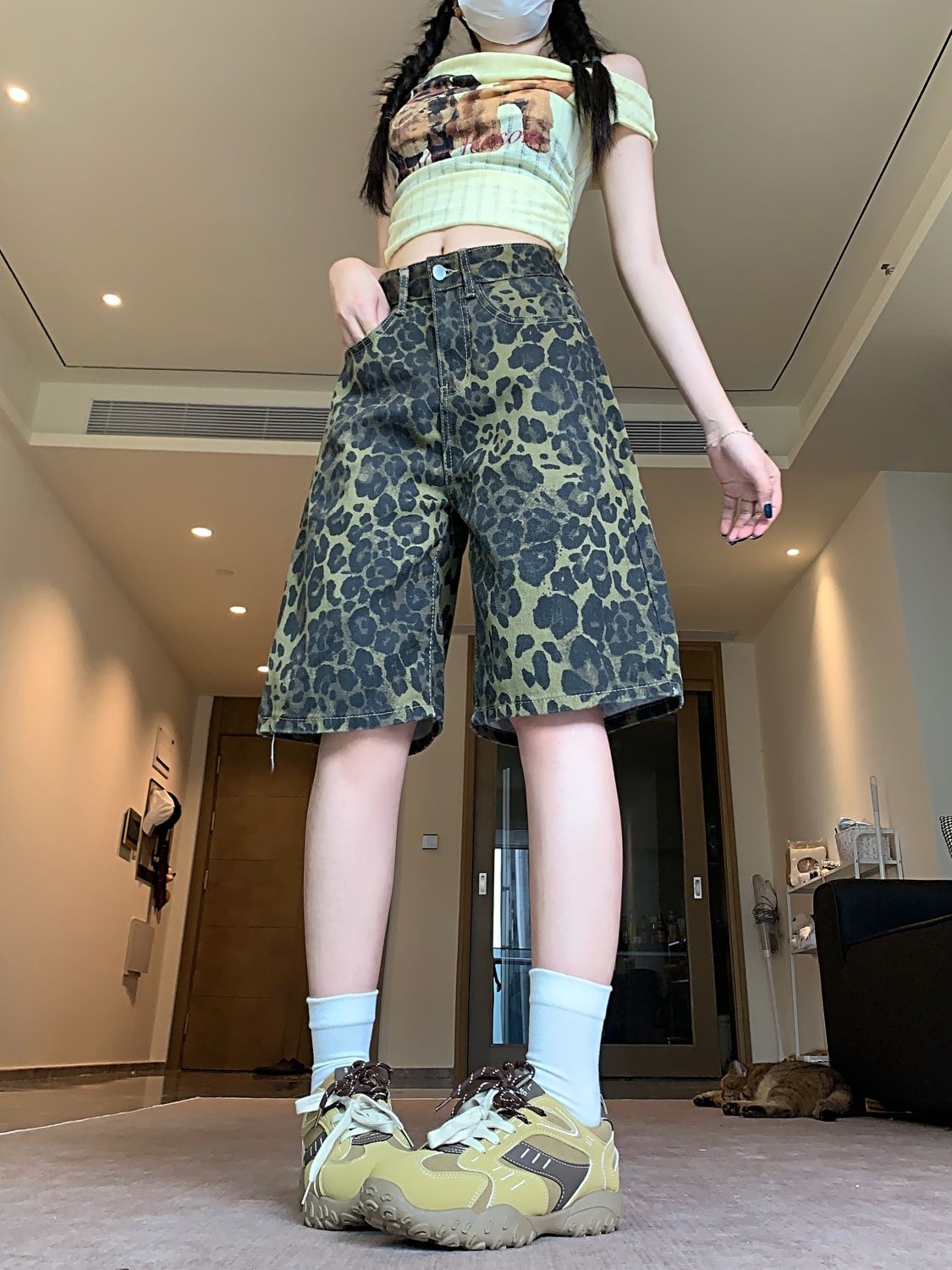 Leopard Print Denim Shorts SA904