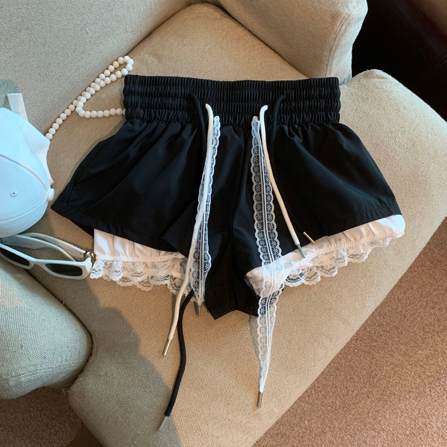 Fake Two-piece Lace Patchwork Shorts SA943