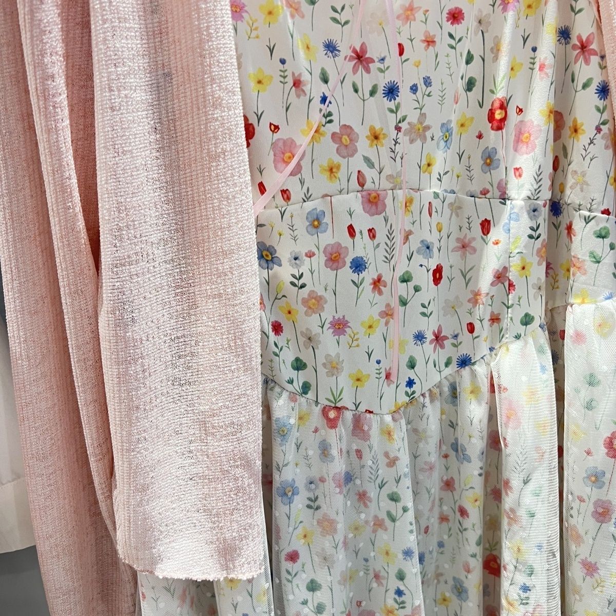 Floral Suspender Dress + Cardigan  US  64D171