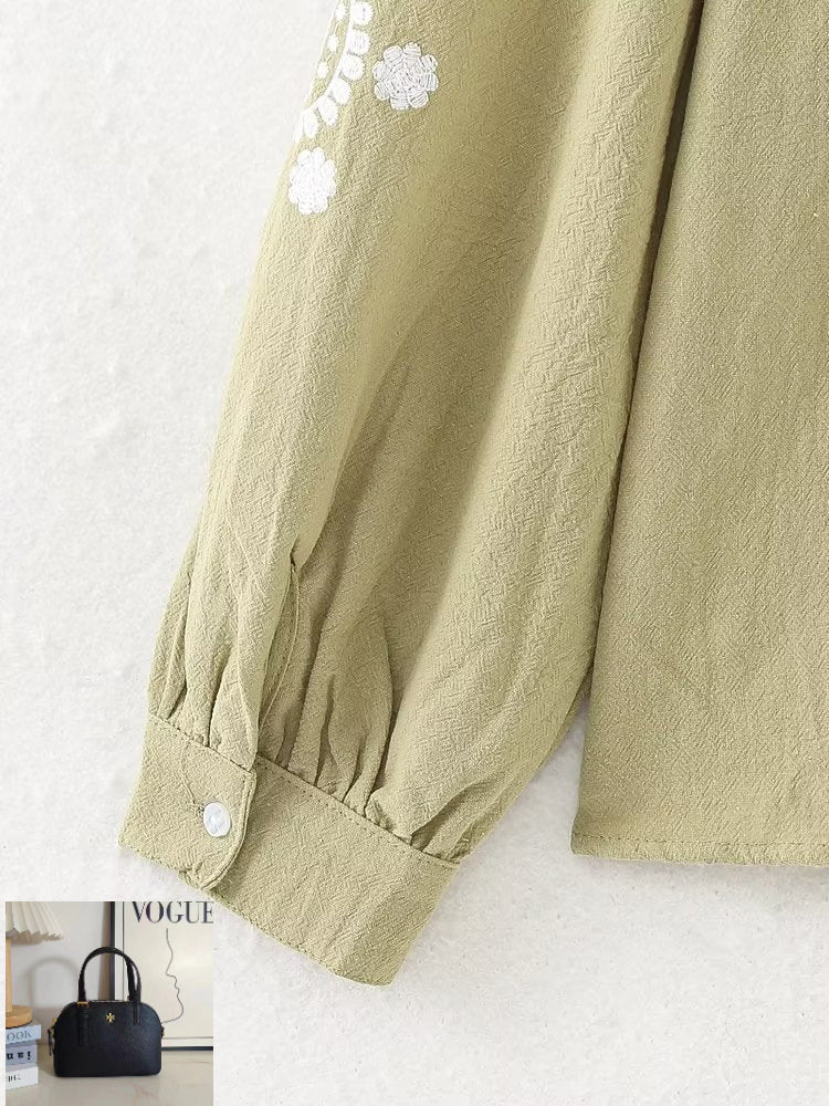 Summer New V-neck Fashion Embroidered Top SA379