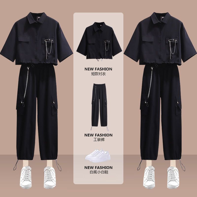 Cropped Top + High-waisted Cargo Pants  69C034