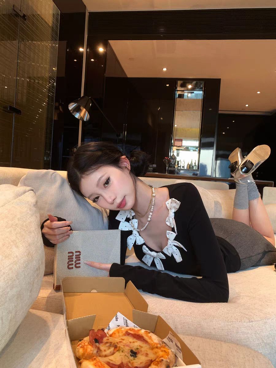 Bow Long Sleeve T-shirt for Women  64H240