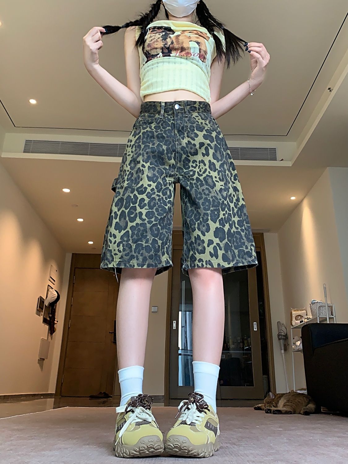 Leopard Print Denim Shorts SA904